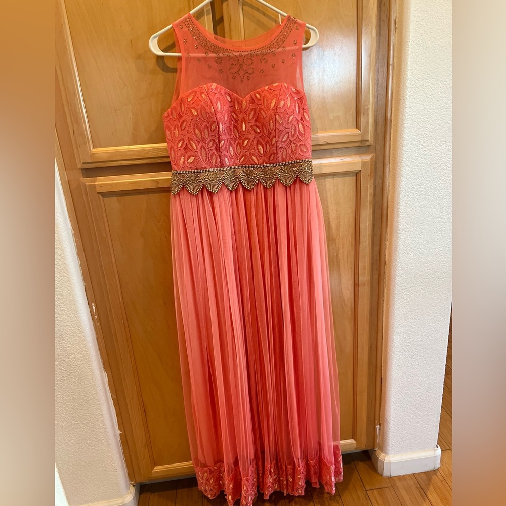 Maxi dress